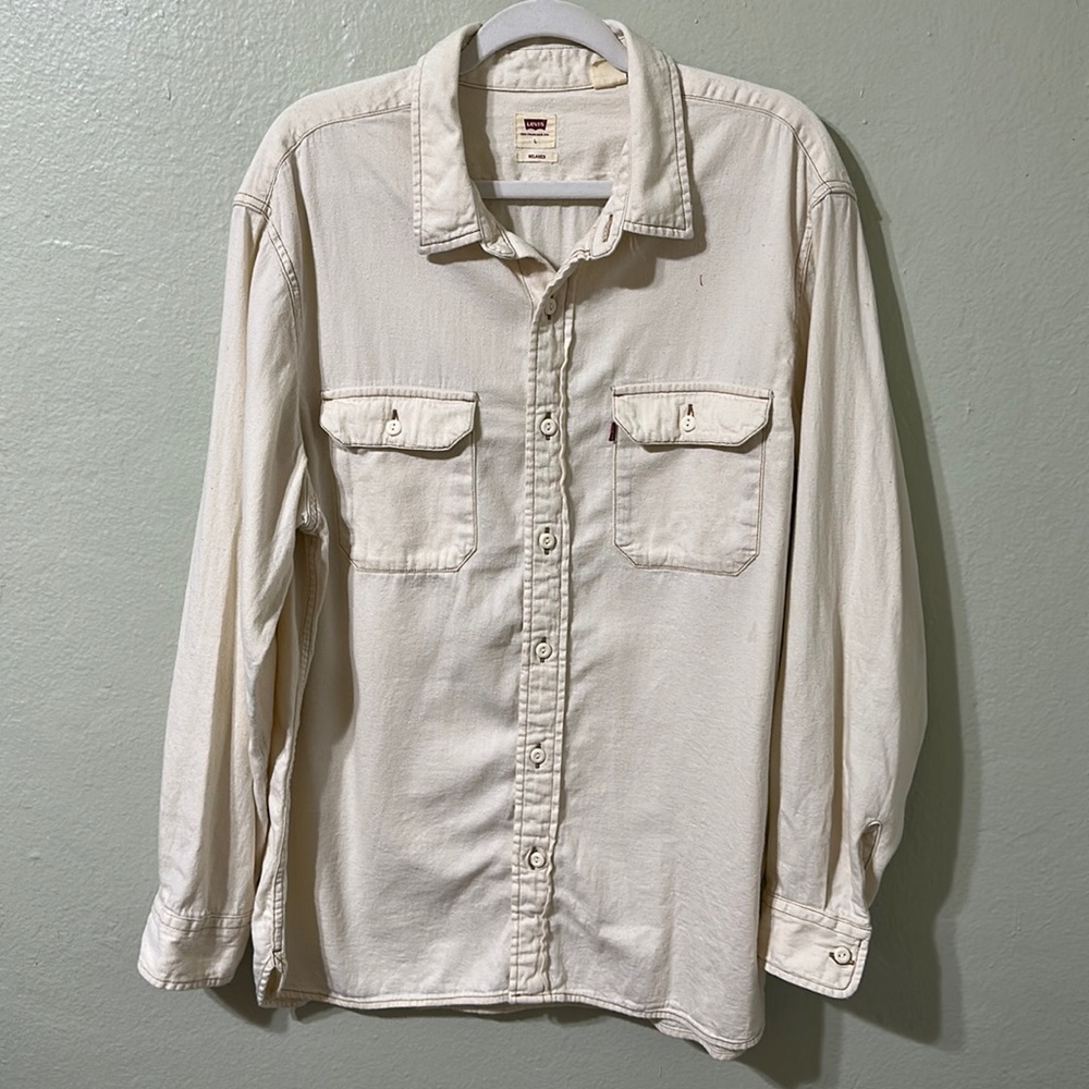 ⭐️Men’s Button-Up Flannel⭐️